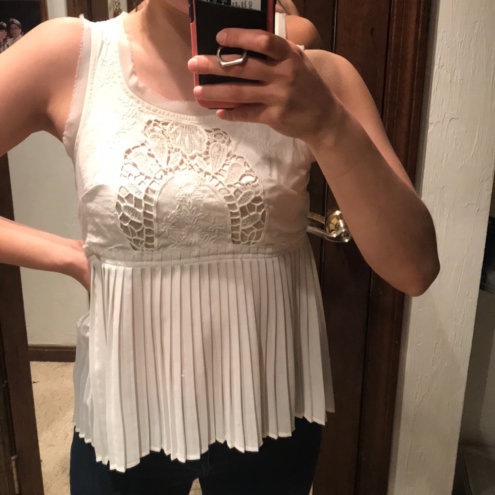 White tank